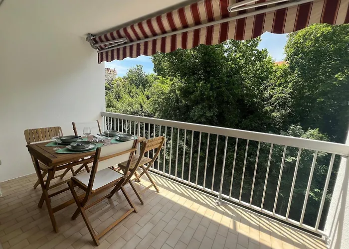 דירה Avec Balcon Sud, Parking Prive A - Fr-1-374-227