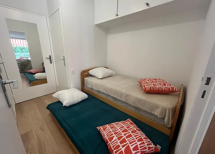 Avec Balcon Sud, Parking Prive A - Fr-1-374-227 *